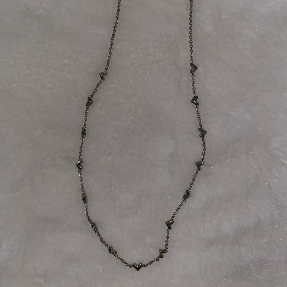 Kendra Scott necklace